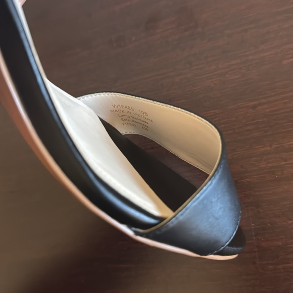 EUC! Cole Haan Josie Block Heel Sandals - Picture 16 of 16